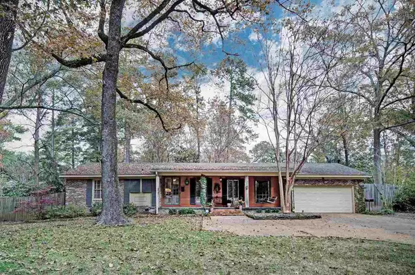 2210 Southwood Road, Jackson, MS 39211