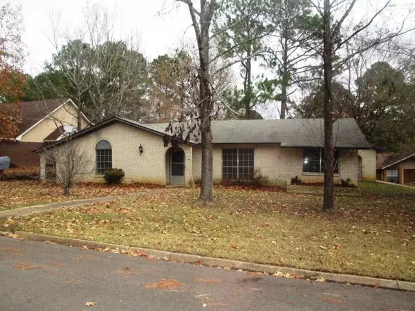 108 Meadow Lane Circle, Clinton, MS 39056