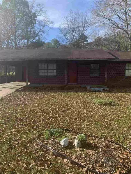 75 Oak Street, Morton, MS 39117