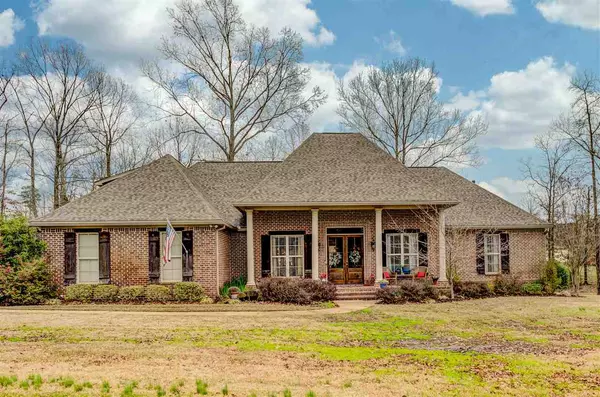 13 Wigeon Lane, Raymond, MS 39154