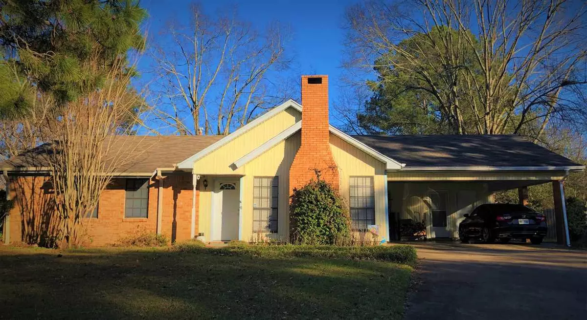 Madison, MS 39110,448 Holly Hedge Drive