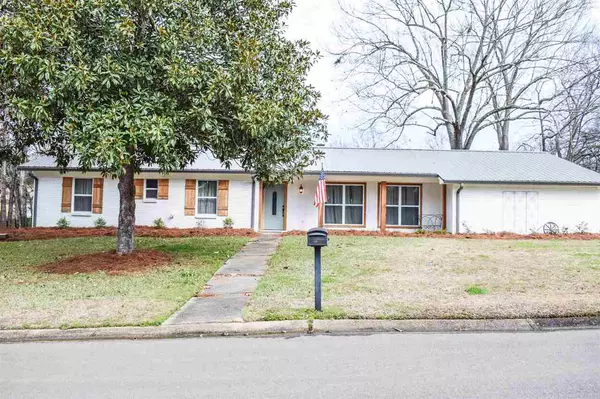 519 E Leake Street, Clinton, MS 39056