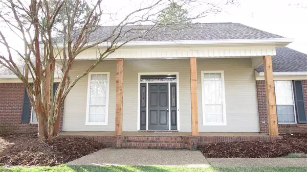 Byram, MS 39272,906 Mountain Crest Drive