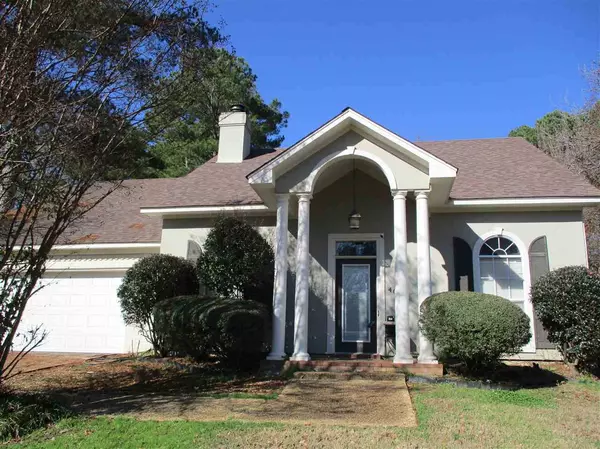 409 Autumn Creek Drive, Ridgeland, MS 39157