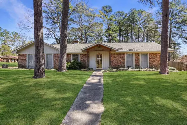 98 Long Meadow Road, Brandon, MS 39042