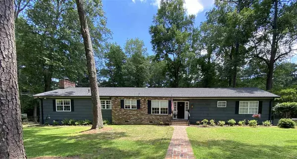 1935 Bellewood Road, Jackson, MS 39211