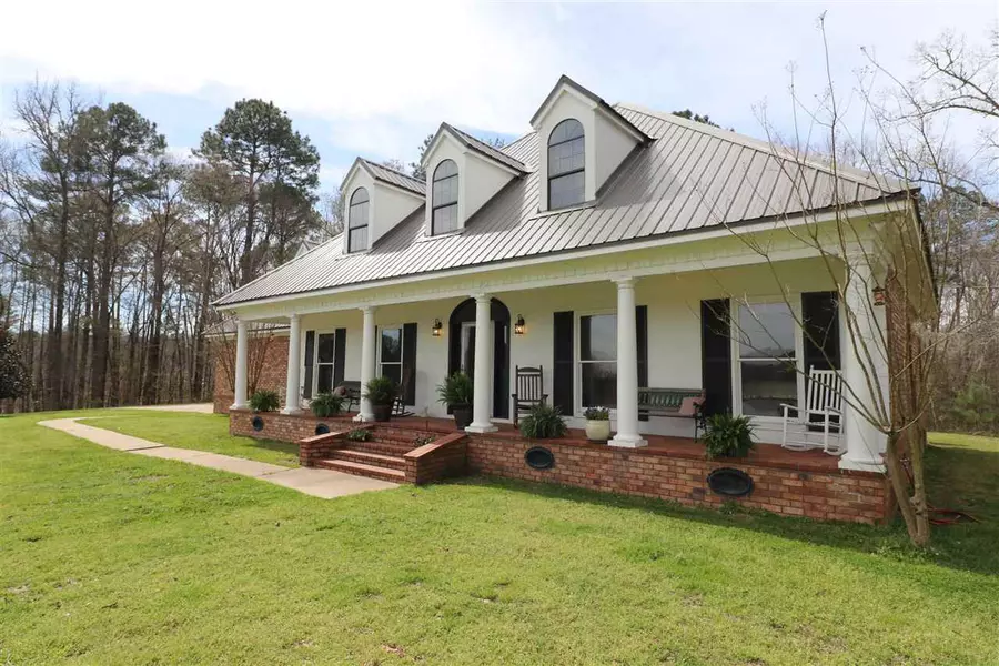 2160 S Ross Road, Utica, MS 39175