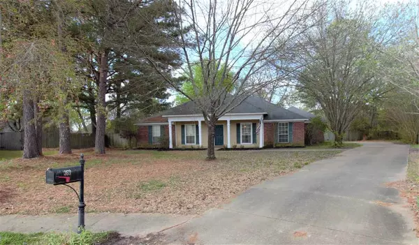 369 S Place Drive, Madison, MS 39110