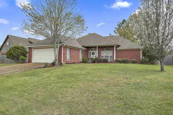 612 Summer Place, Flowood, MS 39232