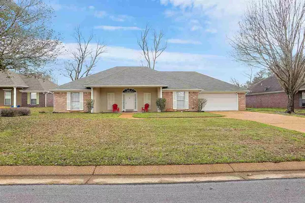 106 Live Oak Boulevard, Pearl, MS 39208