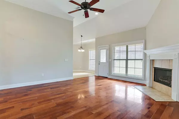 Madison, MS 39110,213 Calhoun Drive