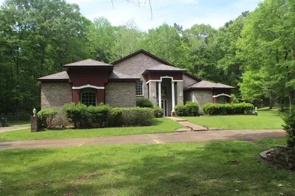 Terry, MS 39170,422 Springwood Circle