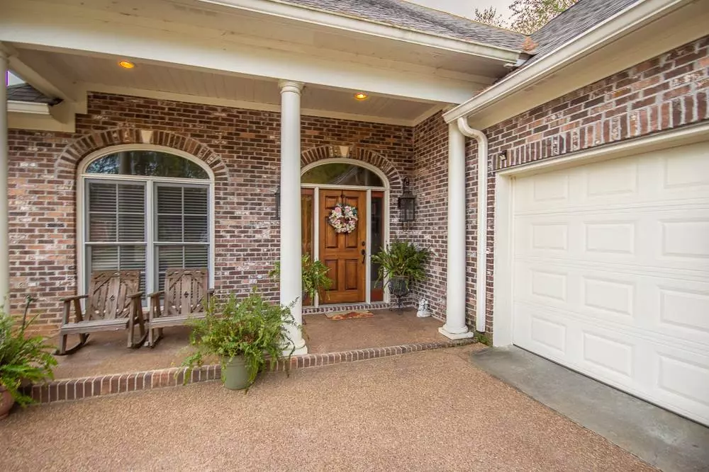 Madison, MS 39110,163 Pembroke Circle