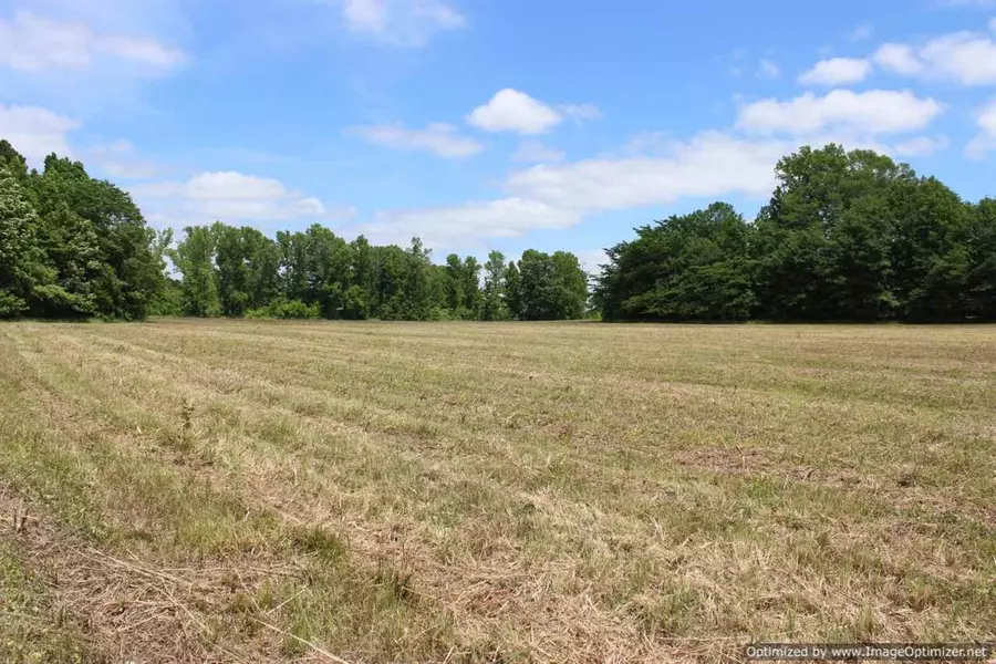 2500 Fugates Road, Benton, MS 39040