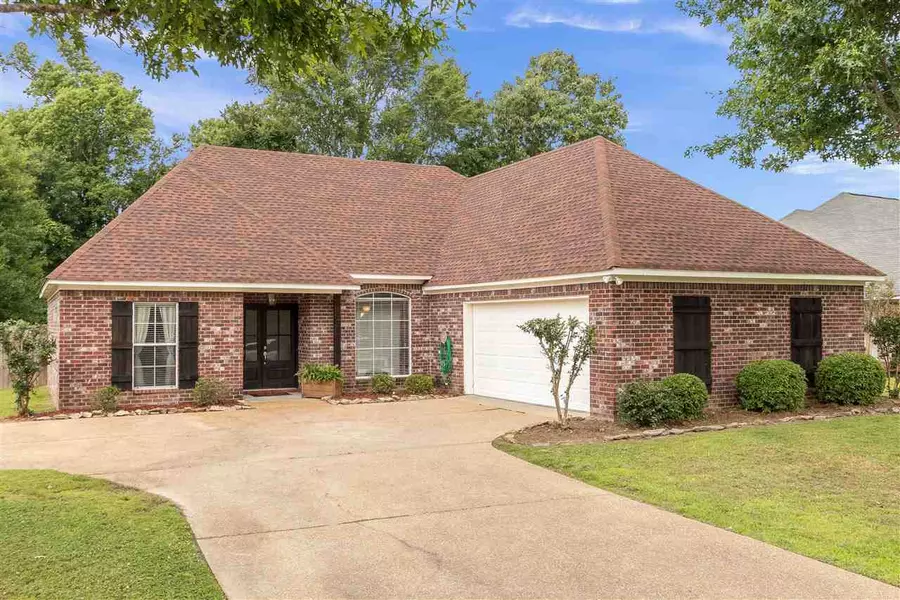 113 Creekside Drive, Canton, MS 39046