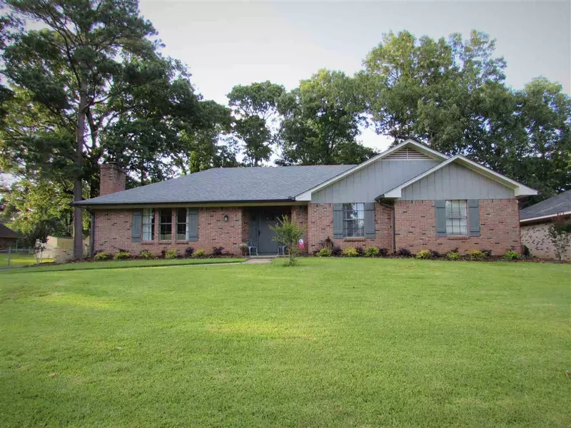 5 Treeway Drive, Brandon, MS 39042