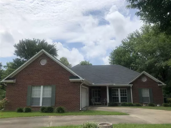 1968 Barnwell Circle, Yazoo City, MS 39194