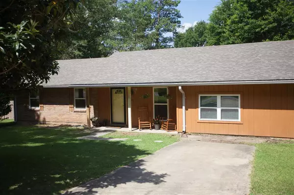 Mendenhall, MS 39114,163 Fuller Road