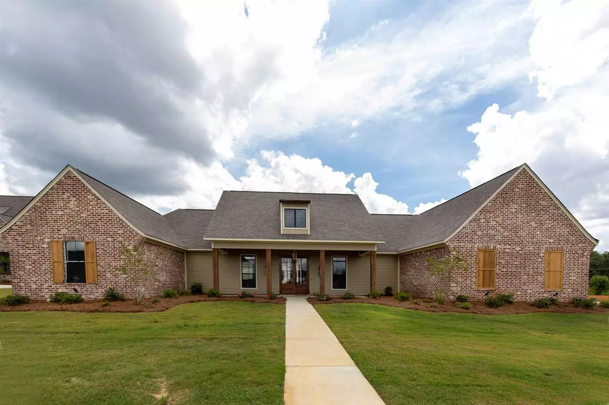 Brandon, MS 39047,213 Reservoir Way