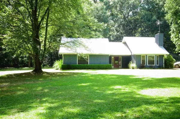 588 White Oak Drive, Yazoo City, MS 39194