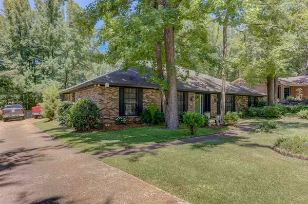 Clinton, MS 39056,110 Hickory Lane