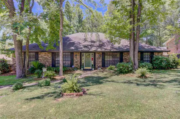 110 Hickory Lane, Clinton, MS 39056