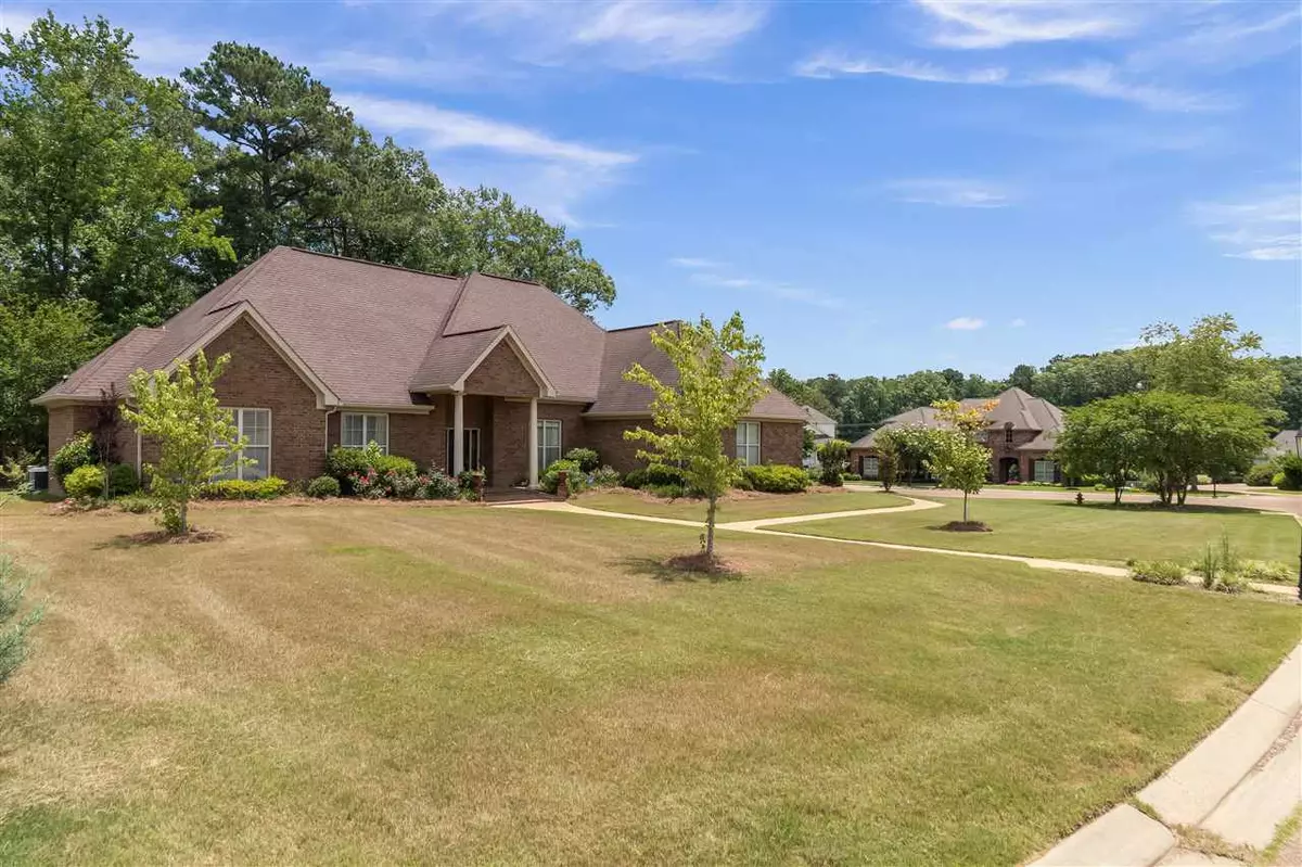 Flowood, MS 39232,300 Natchez Court