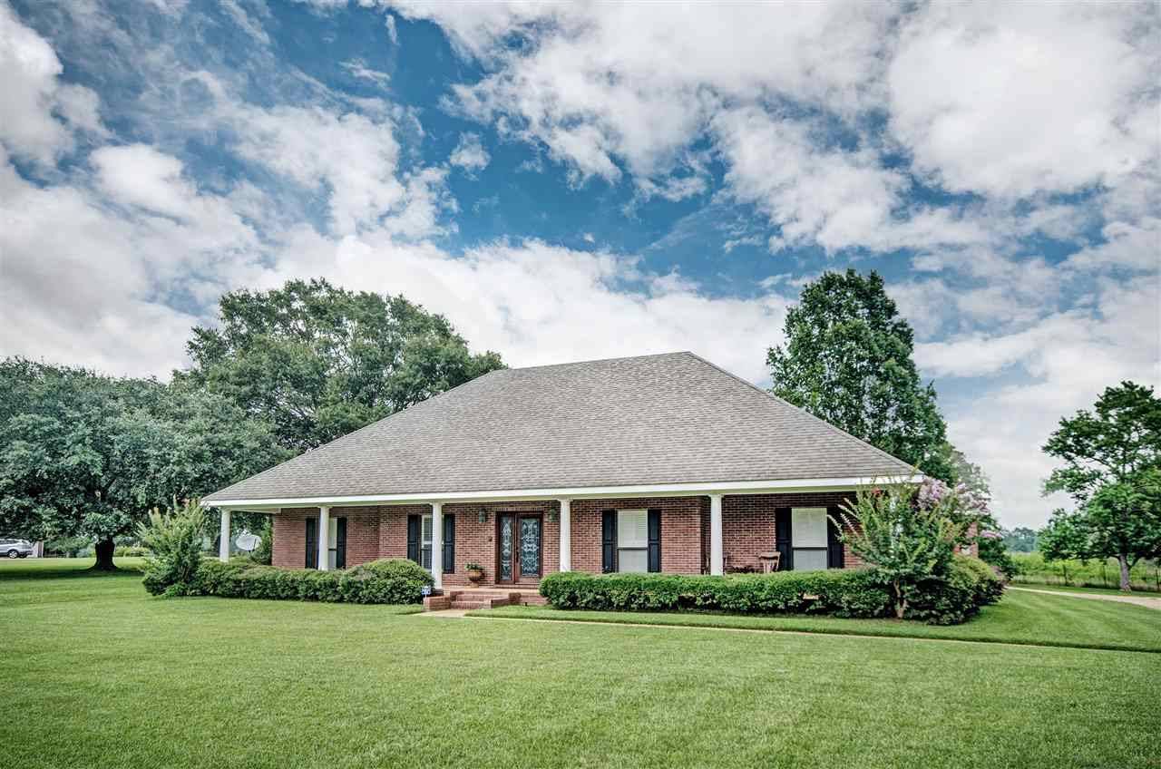 7 Spring Hollow, Crystal Springs, MS 39059
