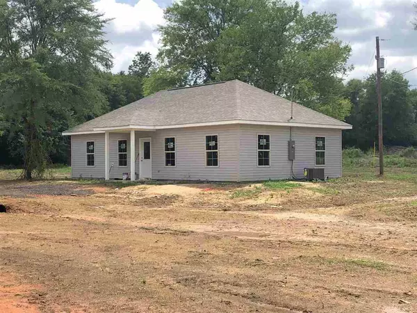 19069 E Highway 80 Highway, Forest, MS 39074