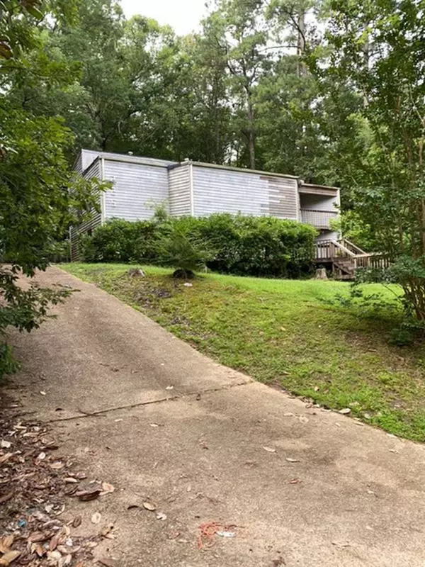 225 Magnolia Trail, Brandon, MS 39047