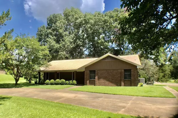 104 Cardinal Cove, Clinton, MS 39056