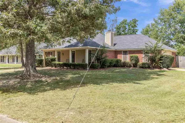 210 Chinkapen Drive, Brandon, MS 39047