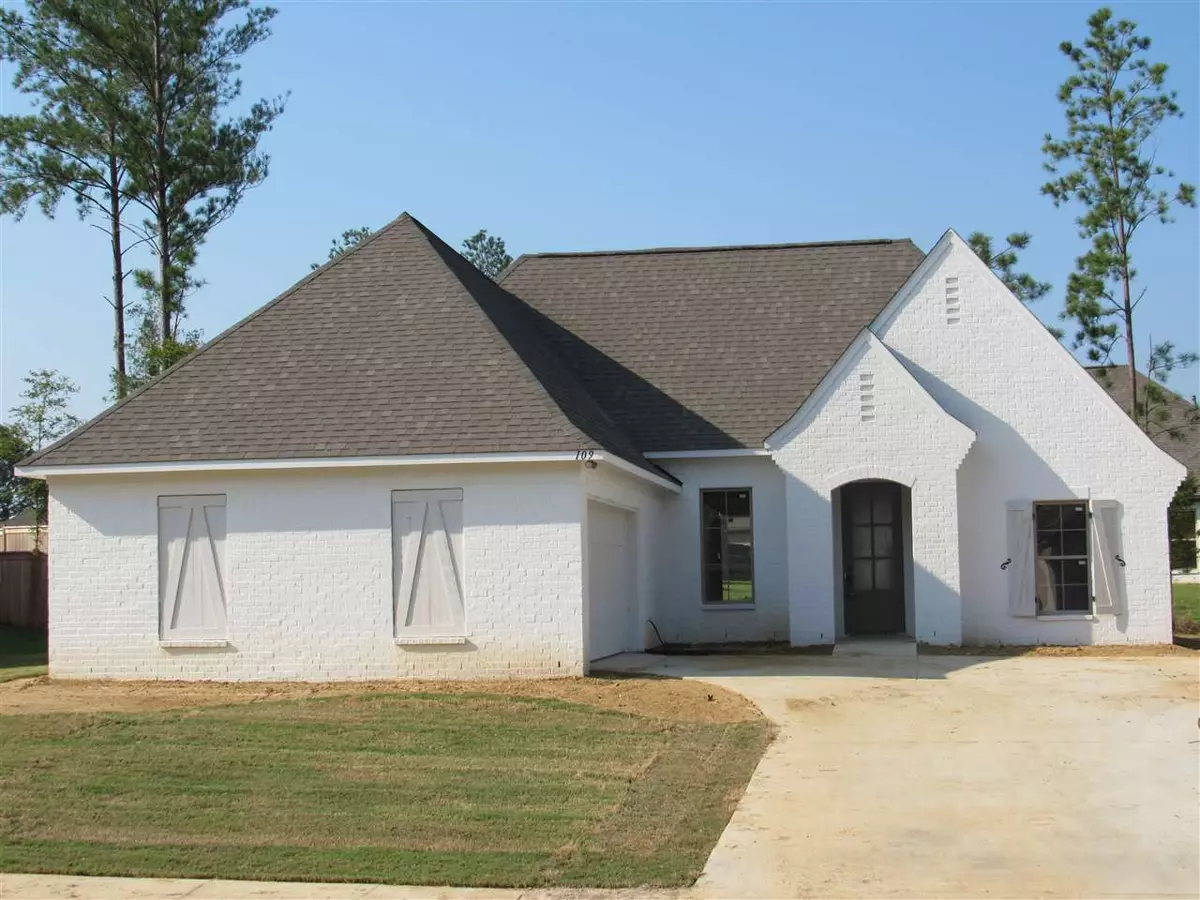 Madison, MS 39110,107 Hampton Trail