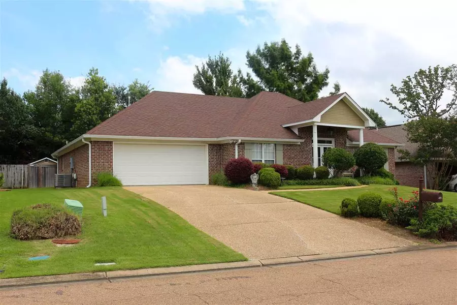 425 Abbey Woods, Brandon, MS 39047