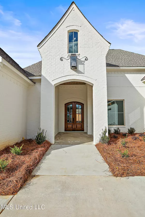 Flowood, MS 39232,1303 Jasmine Way