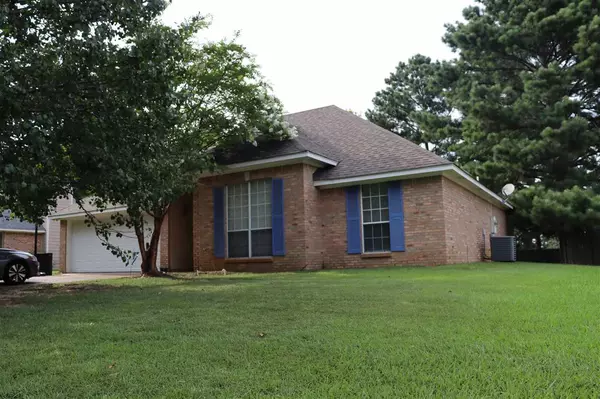 348 S Place Drive, Madison, MS 39110