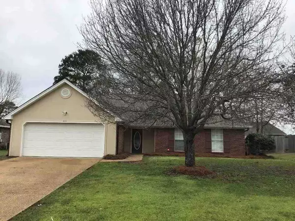 315 Willow Run, Pearl, MS 39208