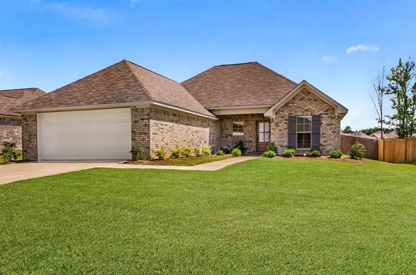 740 Sawgrass Lakes Drive, Brandon, MS 39042