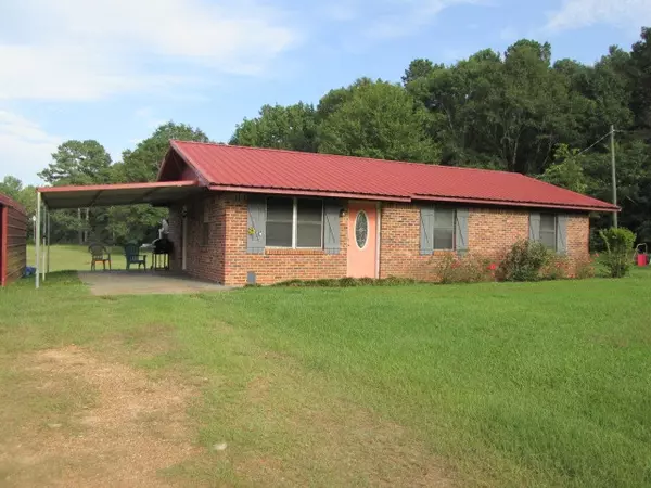 1047 Kitchener Road, Conehatta, MS 39057