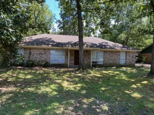 206 Poplar Drive, Brandon, MS 39047