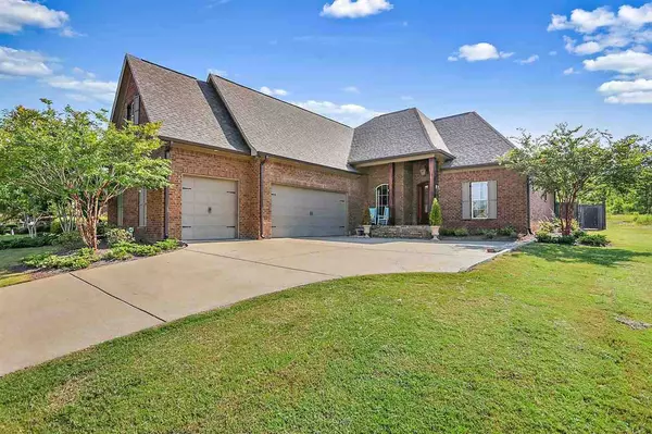 121 Silverado Trail, Brandon, MS 39047