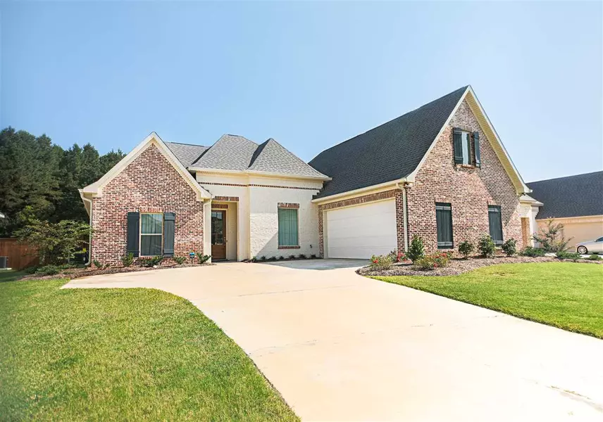 203 Duchess Court, Flowood, MS 39232