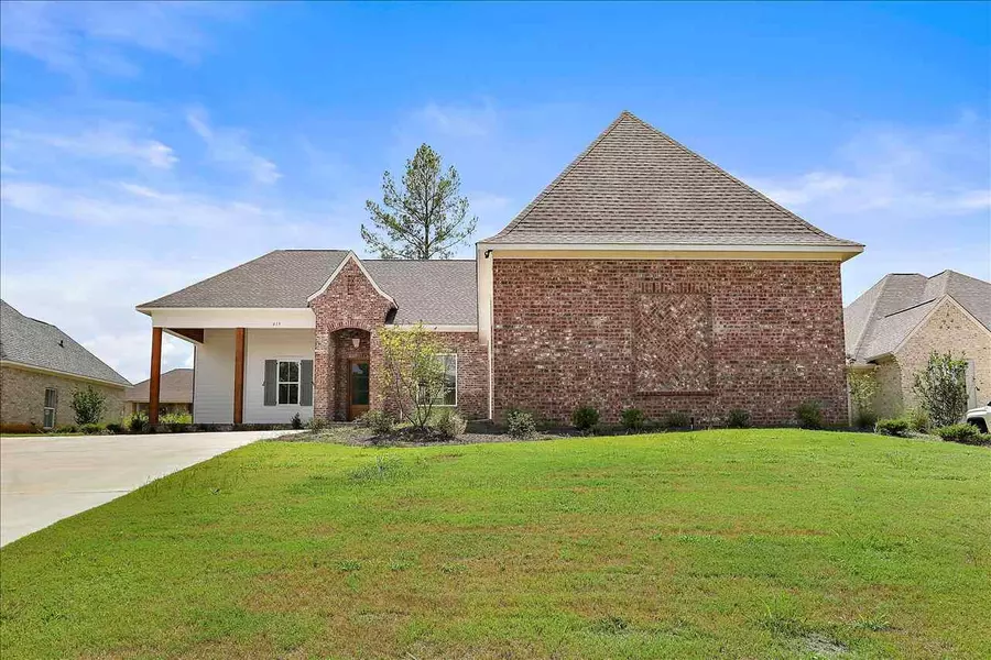 219 Kingswood Place, Madison, MS 39110