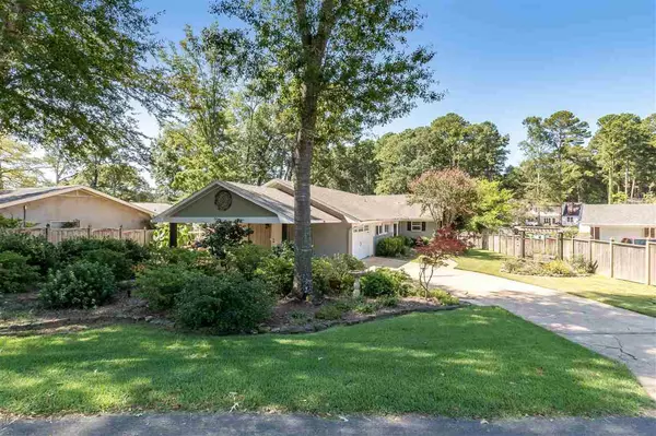 242 Bay Park Drive, Brandon, MS 39047