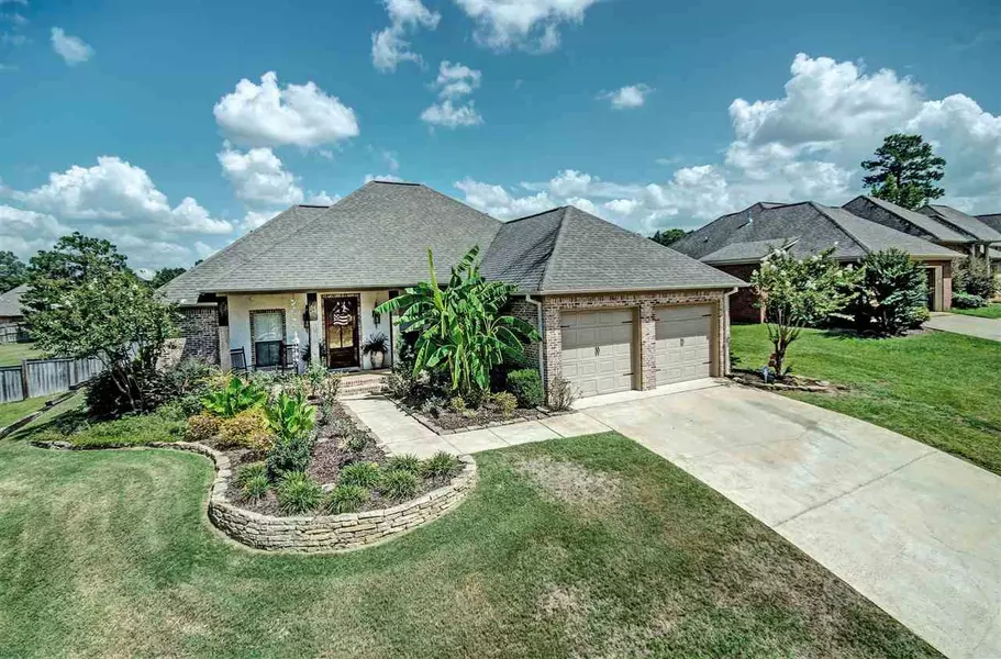 826 Willow Grande Circle, Brandon, MS 39047