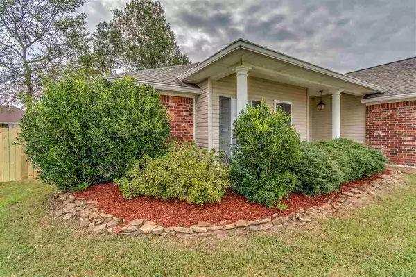 Pearl, MS 39208,128 Cherry Bark Way