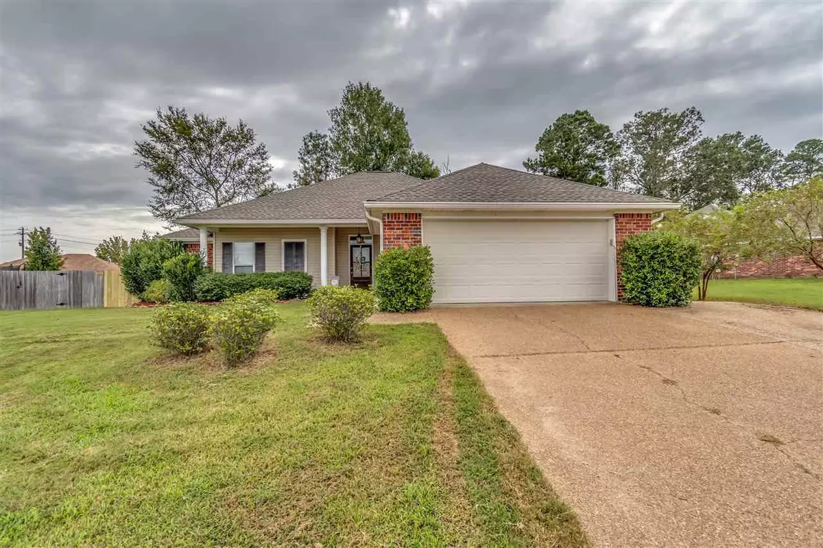 Pearl, MS 39208,128 Cherry Bark Way