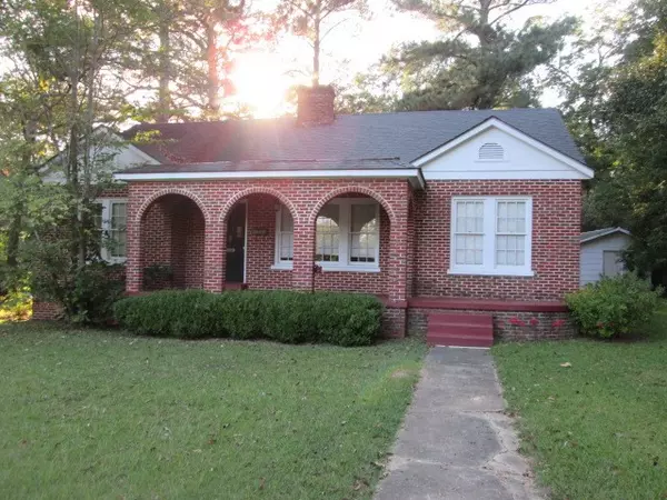 525 Holland Avenue, Philadelphia, MS 39350