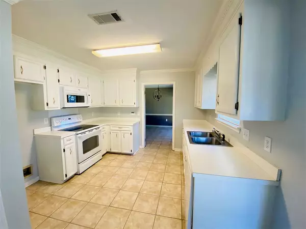 Madison, MS 39110,205 Pine Place