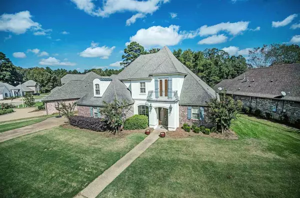 308 Woodlands Green Place, Brandon, MS 39047